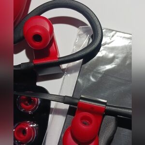 Beats Powerbeats3 Wireless Earphones